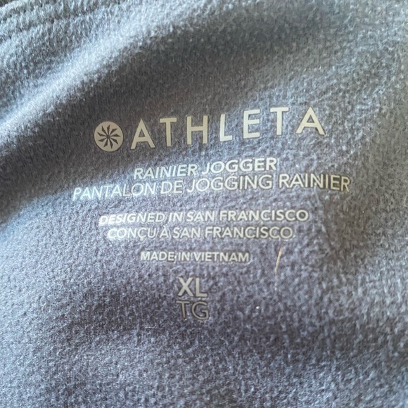 NWT Athleta RAINIER MID RISE JOGGER -blue compression fabric w/ brushed interior - Picture 4 of 13